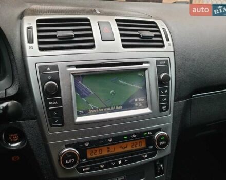 Сірий Тойота Авенсіс, об'ємом двигуна 2.2 л та пробігом 216 тис. км за 9900 $, фото 7 на Automoto.ua