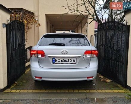 Сірий Тойота Авенсіс, об'ємом двигуна 2.2 л та пробігом 216 тис. км за 9900 $, фото 17 на Automoto.ua