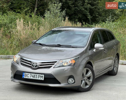 Сірий Тойота Авенсіс, об'ємом двигуна 2 л та пробігом 202 тис. км за 10600 $, фото 5 на Automoto.ua