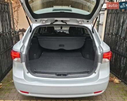 Сірий Тойота Авенсіс, об'ємом двигуна 2.2 л та пробігом 216 тис. км за 9900 $, фото 10 на Automoto.ua