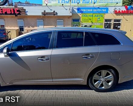 Серый Тойота Авенсис, объемом двигателя 2.2 л и пробегом 225 тыс. км за 12200 $, фото 5 на Automoto.ua