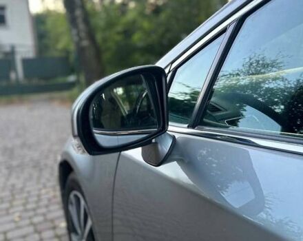 Серый Тойота Авенсис, объемом двигателя 2.2 л и пробегом 175 тыс. км за 12000 $, фото 5 на Automoto.ua