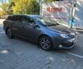 Серый Тойота Авенсис, объемом двигателя 2 л и пробегом 196 тыс. км за 10900 $, фото 1 на Automoto.ua