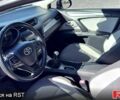 Серый Тойота Авенсис, объемом двигателя 2 л и пробегом 273 тыс. км за 13200 $, фото 4 на Automoto.ua