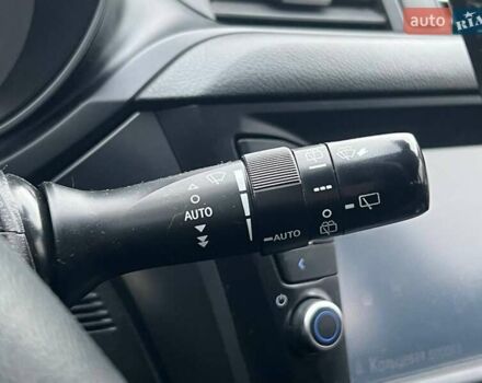 Серый Тойота Авенсис, объемом двигателя 2 л и пробегом 274 тыс. км за 13490 $, фото 24 на Automoto.ua