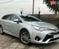 Серый Тойота Авенсис, объемом двигателя 2 л и пробегом 274 тыс. км за 13490 $, фото 1 на Automoto.ua