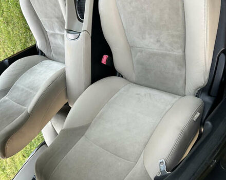 Серый Тойота Авенсис, объемом двигателя 2 л и пробегом 185 тыс. км за 11200 $, фото 17 на Automoto.ua