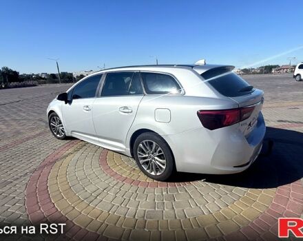 Серый Тойота Авенсис, объемом двигателя 2 л и пробегом 273 тыс. км за 13200 $, фото 3 на Automoto.ua