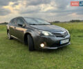 Серый Тойота Авенсис, объемом двигателя 2 л и пробегом 185 тыс. км за 11200 $, фото 1 на Automoto.ua