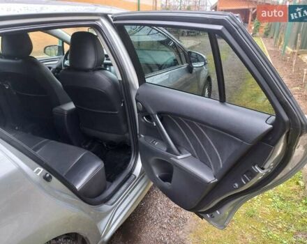 Сірий Тойота Авенсіс, об'ємом двигуна 2 л та пробігом 313 тис. км за 13200 $, фото 16 на Automoto.ua