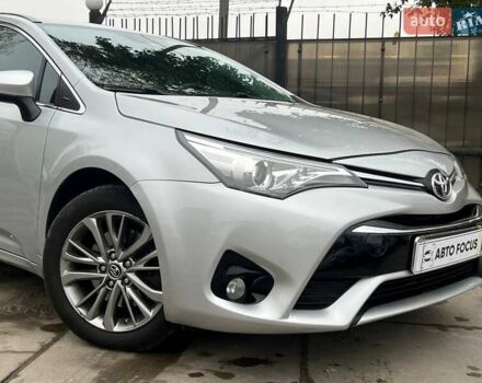 Серый Тойота Авенсис, объемом двигателя 2 л и пробегом 274 тыс. км за 12990 $, фото 3 на Automoto.ua