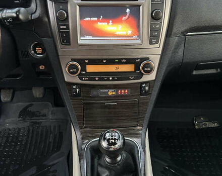 Серый Тойота Авенсис, объемом двигателя 2 л и пробегом 185 тыс. км за 11200 $, фото 22 на Automoto.ua