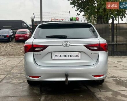 Серый Тойота Авенсис, объемом двигателя 2 л и пробегом 274 тыс. км за 13490 $, фото 5 на Automoto.ua