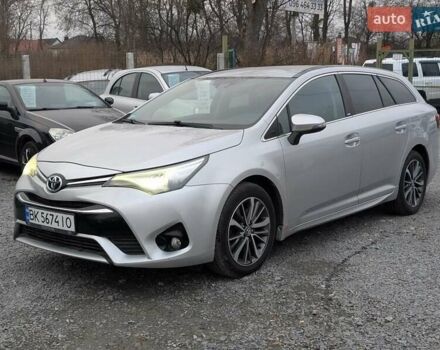 Серый Тойота Авенсис, объемом двигателя 2 л и пробегом 241 тыс. км за 13750 $, фото 2 на Automoto.ua