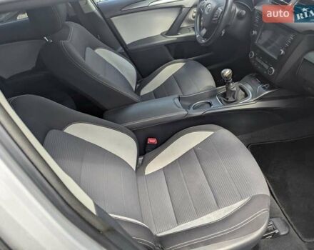 Серый Тойота Авенсис, объемом двигателя 2 л и пробегом 241 тыс. км за 13950 $, фото 46 на Automoto.ua