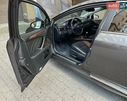 Серый Тойота Авенсис, объемом двигателя 2 л и пробегом 255 тыс. км за 16300 $, фото 32 на Automoto.ua
