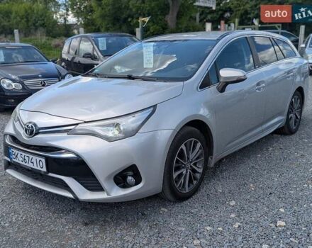 Серый Тойота Авенсис, объемом двигателя 2 л и пробегом 241 тыс. км за 13950 $, фото 3 на Automoto.ua