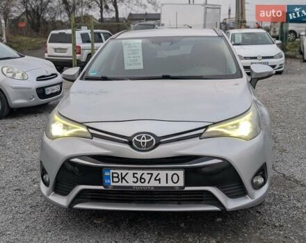 Серый Тойота Авенсис, объемом двигателя 2 л и пробегом 241 тыс. км за 13750 $, фото 4 на Automoto.ua