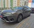Серый Тойота Авенсис, объемом двигателя 2 л и пробегом 265 тыс. км за 12300 $, фото 1 на Automoto.ua