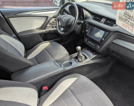 Серый Тойота Авенсис, объемом двигателя 2 л и пробегом 241 тыс. км за 13950 $, фото 47 на Automoto.ua