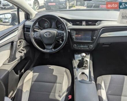 Серый Тойота Авенсис, объемом двигателя 2 л и пробегом 241 тыс. км за 13950 $, фото 40 на Automoto.ua