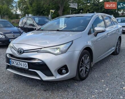 Серый Тойота Авенсис, объемом двигателя 2 л и пробегом 241 тыс. км за 13950 $, фото 2 на Automoto.ua