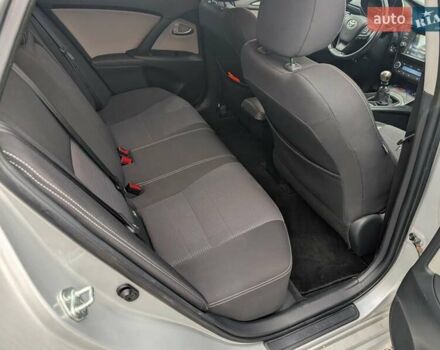 Серый Тойота Авенсис, объемом двигателя 2 л и пробегом 241 тыс. км за 13750 $, фото 35 на Automoto.ua