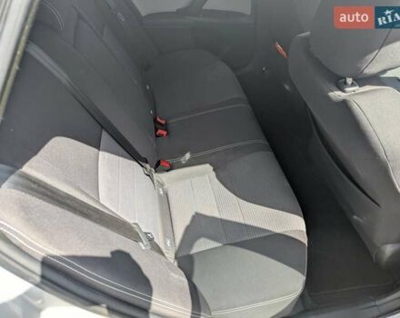 Серый Тойота Авенсис, объемом двигателя 2 л и пробегом 241 тыс. км за 13950 $, фото 39 на Automoto.ua
