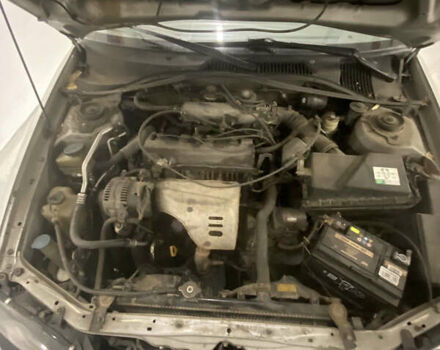 Серый Тойота Авенсис, объемом двигателя 2 л и пробегом 300 тыс. км за 2200 $, фото 7 на Automoto.ua