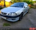 Сірий Тойота Авенсіс, об'ємом двигуна 1.6 л та пробігом 311 тис. км за 2700 $, фото 1 на Automoto.ua