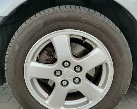 Серый Тойота Авенсис, объемом двигателя 1.79 л и пробегом 247 тыс. км за 5700 $, фото 13 на Automoto.ua