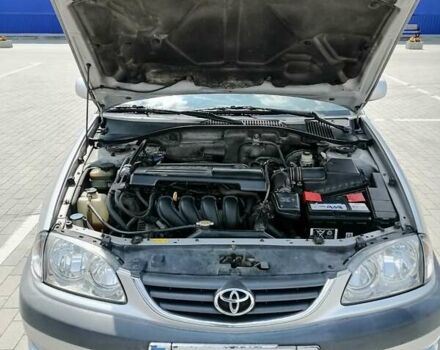 Серый Тойота Авенсис, объемом двигателя 1.79 л и пробегом 247 тыс. км за 5700 $, фото 3 на Automoto.ua