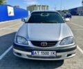 Серый Тойота Авенсис, объемом двигателя 1.8 л и пробегом 246 тыс. км за 4300 $, фото 1 на Automoto.ua