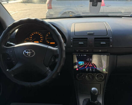 Сірий Тойота Авенсіс, об'ємом двигуна 1.8 л та пробігом 275 тис. км за 4300 $, фото 10 на Automoto.ua