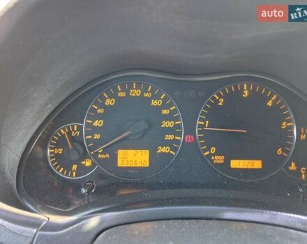 Сірий Тойота Авенсіс, об'ємом двигуна 2 л та пробігом 330 тис. км за 6500 $, фото 3 на Automoto.ua