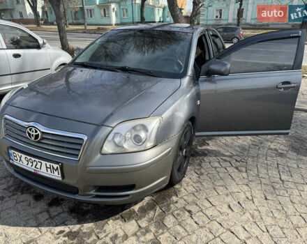 Сірий Тойота Авенсіс, об'ємом двигуна 1.8 л та пробігом 275 тис. км за 4300 $, фото 11 на Automoto.ua