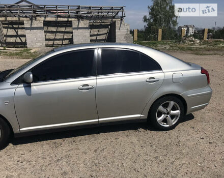 Серый Тойота Авенсис, объемом двигателя 1.8 л и пробегом 280 тыс. км за 5550 $, фото 3 на Automoto.ua