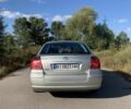 Серый Тойота Авенсис, объемом двигателя 2 л и пробегом 322 тыс. км за 5500 $, фото 3 на Automoto.ua