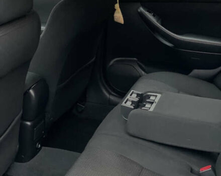 Сірий Тойота Авенсіс, об'ємом двигуна 1.79 л та пробігом 248 тис. км за 5650 $, фото 23 на Automoto.ua