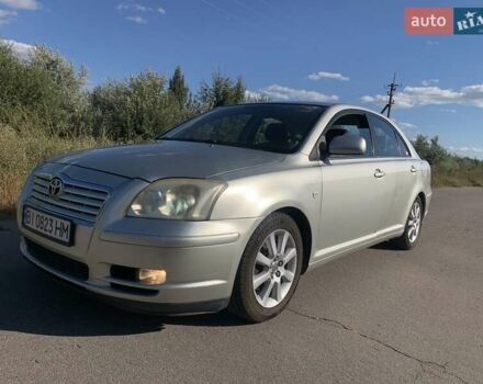 Серый Тойота Авенсис, объемом двигателя 2 л и пробегом 322 тыс. км за 5500 $, фото 1 на Automoto.ua