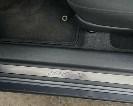 Сірий Тойота Авенсіс, об'ємом двигуна 1.79 л та пробігом 248 тис. км за 5650 $, фото 28 на Automoto.ua