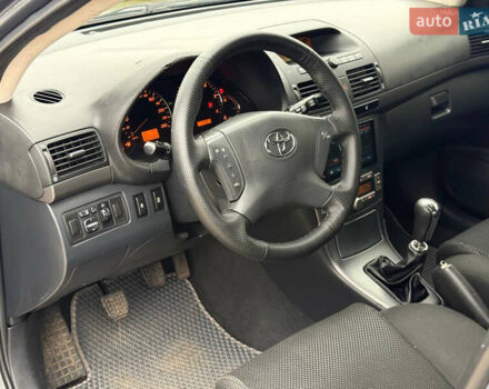 Сірий Тойота Авенсіс, об'ємом двигуна 2 л та пробігом 360 тис. км за 5700 $, фото 12 на Automoto.ua