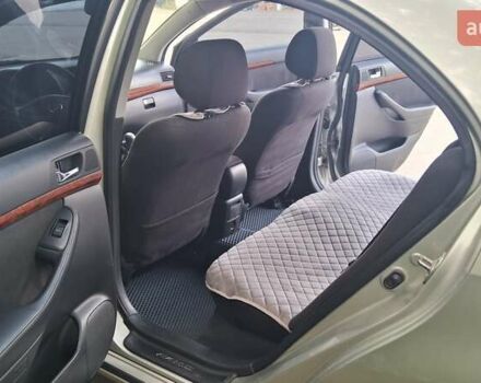 Серый Тойота Авенсис, объемом двигателя 2 л и пробегом 250 тыс. км за 5100 $, фото 11 на Automoto.ua