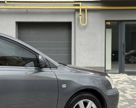 Сірий Тойота Авенсіс, об'ємом двигуна 1.79 л та пробігом 248 тис. км за 5650 $, фото 8 на Automoto.ua