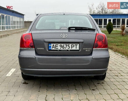Сірий Тойота Авенсіс, об'ємом двигуна 2 л та пробігом 360 тис. км за 5700 $, фото 5 на Automoto.ua