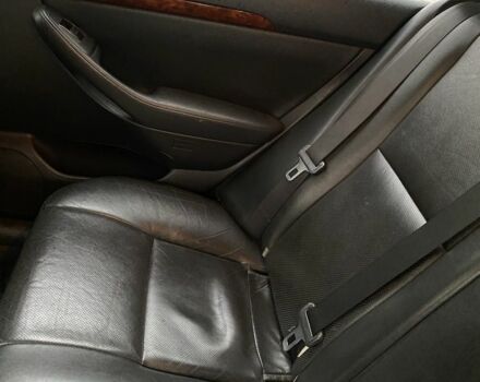 Серый Тойота Авенсис, объемом двигателя 2 л и пробегом 235 тыс. км за 5500 $, фото 6 на Automoto.ua