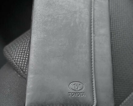 Сірий Тойота Авенсіс, об'ємом двигуна 1.79 л та пробігом 248 тис. км за 5650 $, фото 34 на Automoto.ua