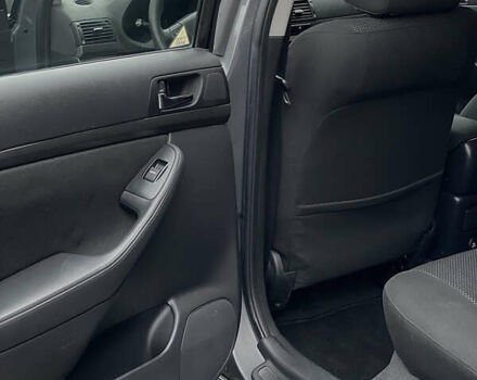 Сірий Тойота Авенсіс, об'ємом двигуна 1.79 л та пробігом 248 тис. км за 5650 $, фото 27 на Automoto.ua