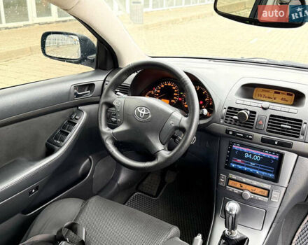 Сірий Тойота Авенсіс, об'ємом двигуна 2 л та пробігом 360 тис. км за 5700 $, фото 14 на Automoto.ua