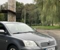 Сірий Тойота Авенсіс, об'ємом двигуна 1.8 л та пробігом 237 тис. км за 5600 $, фото 1 на Automoto.ua